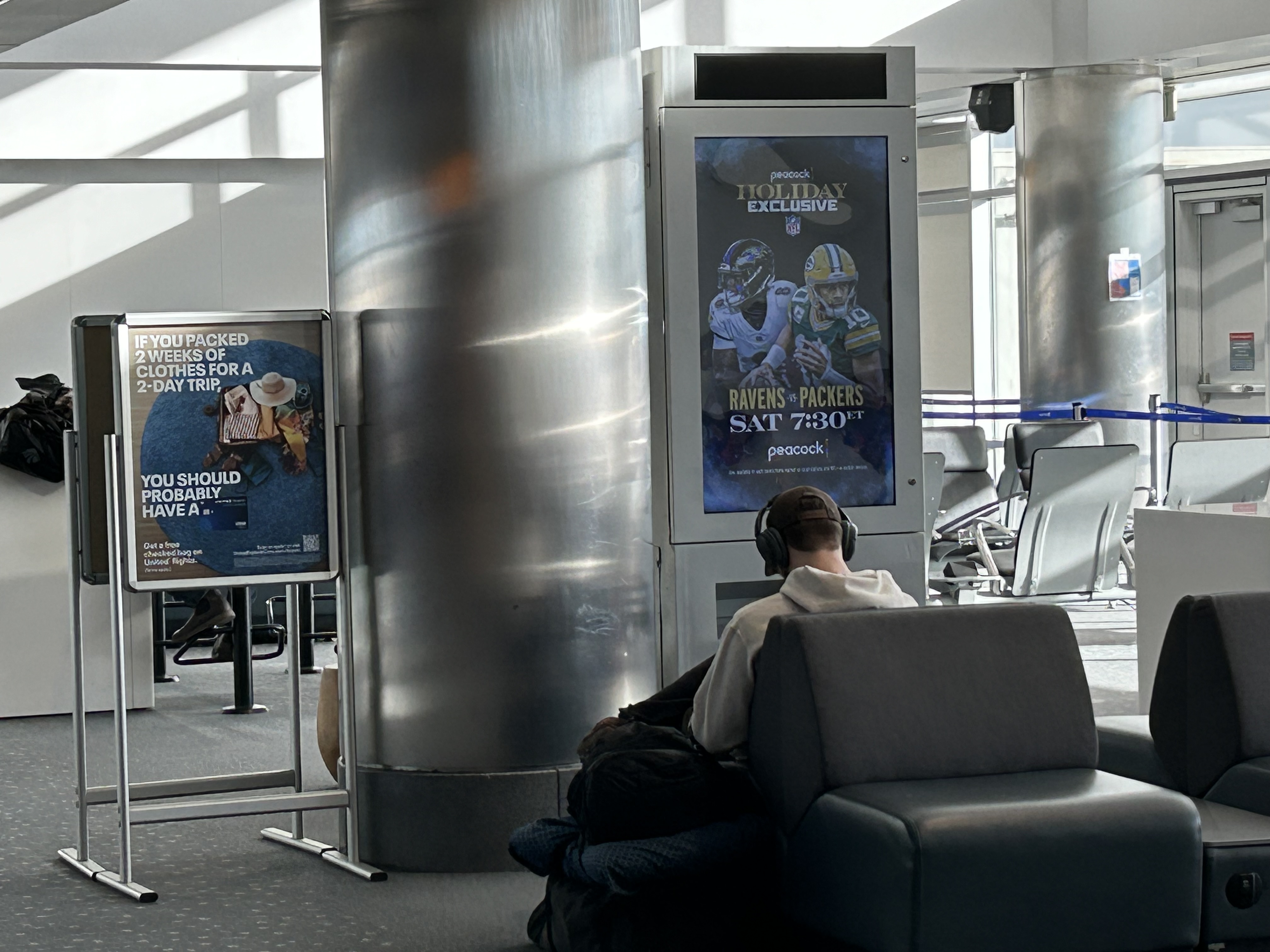 Con B & C Premier Digital Network - 6